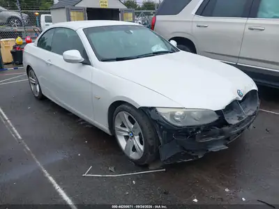 2011 BMW 3 Series 328I, Передняя часть