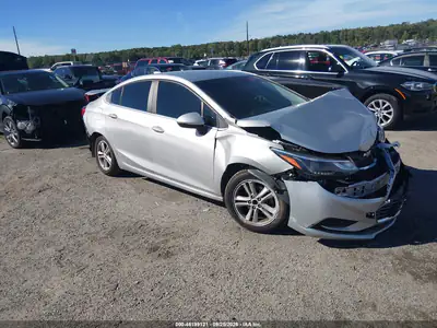 2018 Chevrolet Cruze LT Auto, По всьому кузову