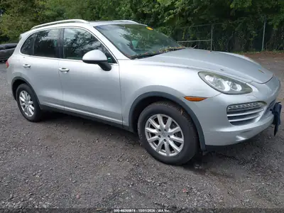 2012 Porsche Cayenne, Both sides