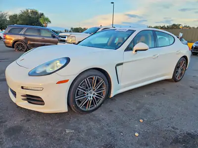 2015 Porsche Panamera 2, Дрібні вм'ятини